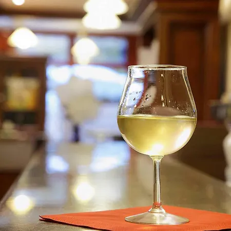 Thionville Route Du Luxembourg فندق Yutz