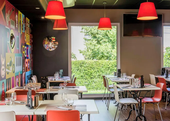 Thionville Route Du Luxembourg 酒店 3*