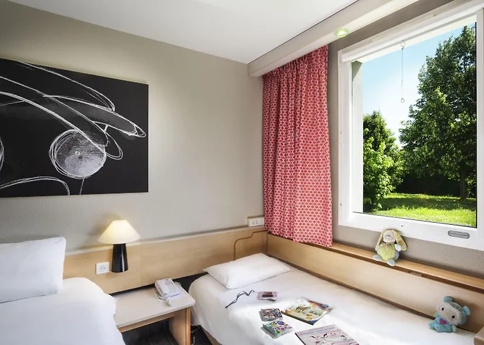 Thionville Route Du Luxembourg 酒店 3*